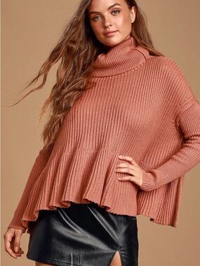 Free People- Cake Sweater Turtleneck Peplum Sweater- Rose Icing- US XS